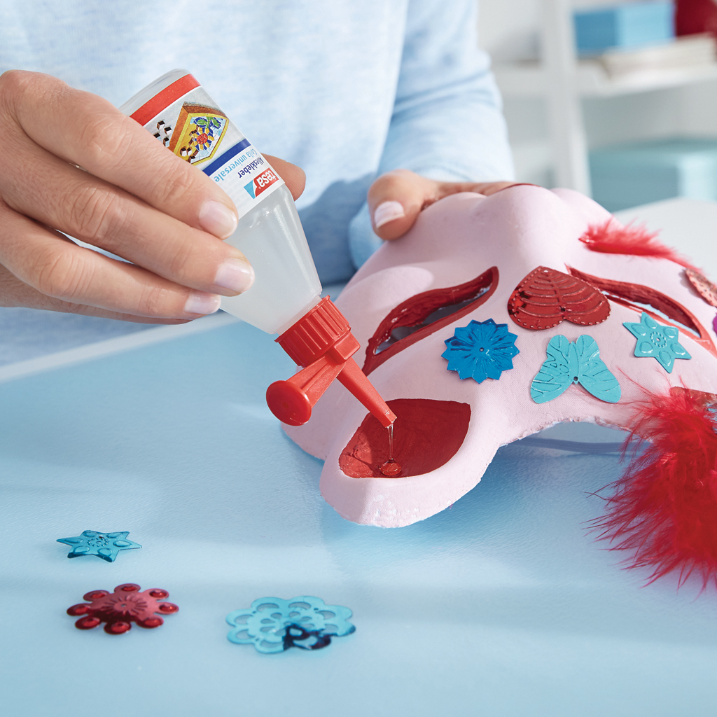 tesa® Alleskleber Nachfüllflasche mit 1750g und 20 Leerflaschen a 90g