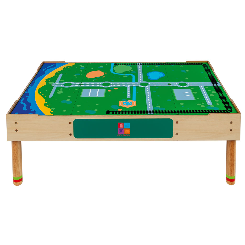 Großer Spieltisch