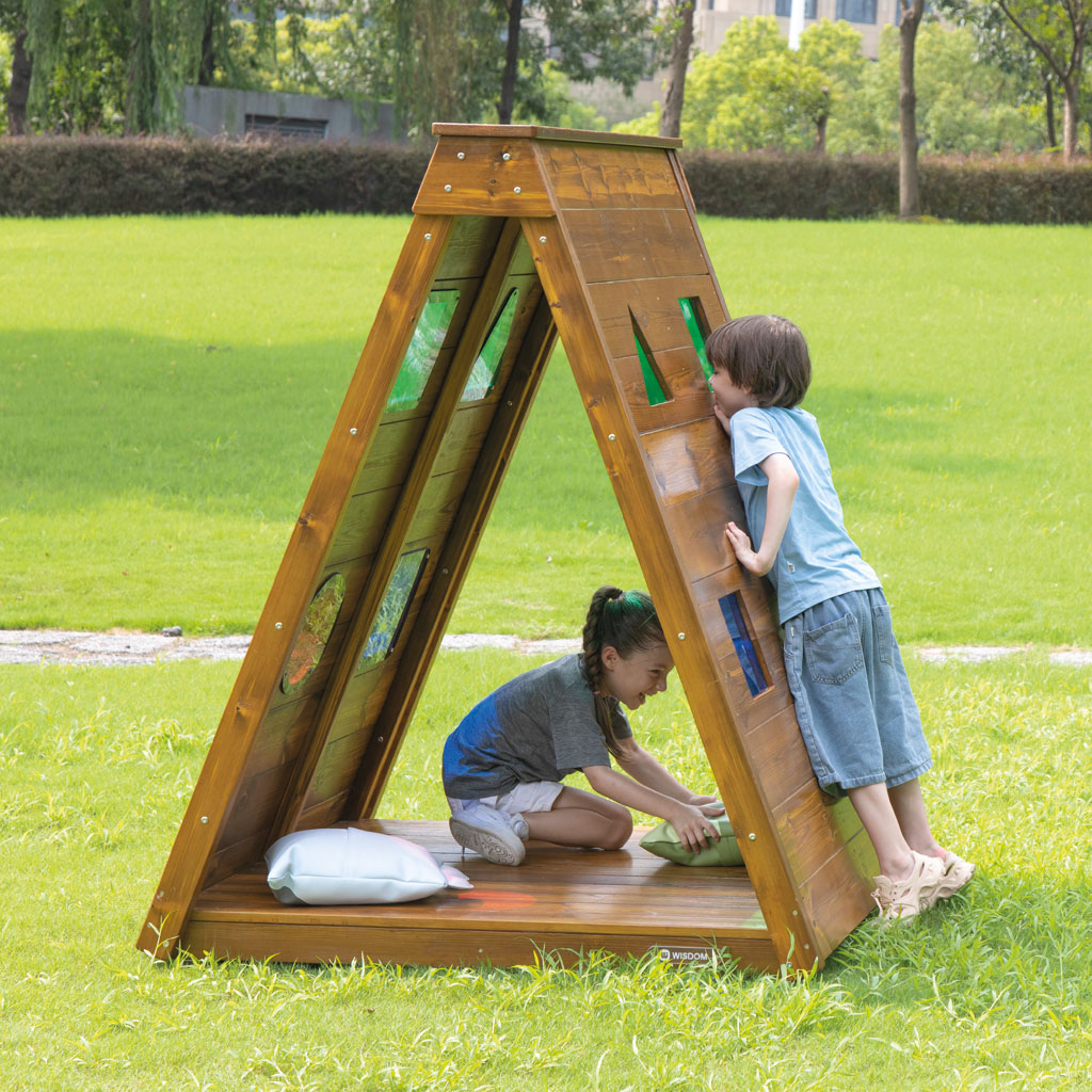 Outdoor-Regenbogenkrabbelhaus