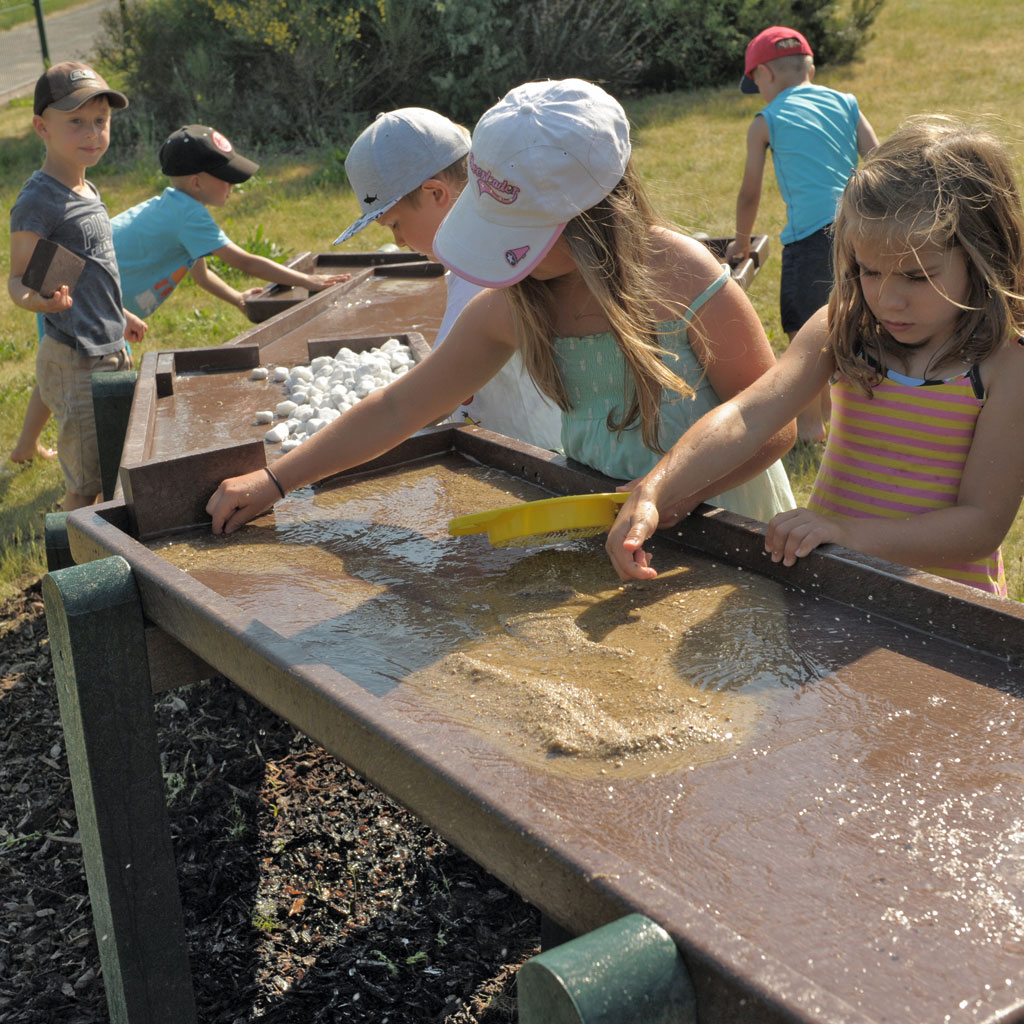 Große Matsch-Anlage – Fließelement 1