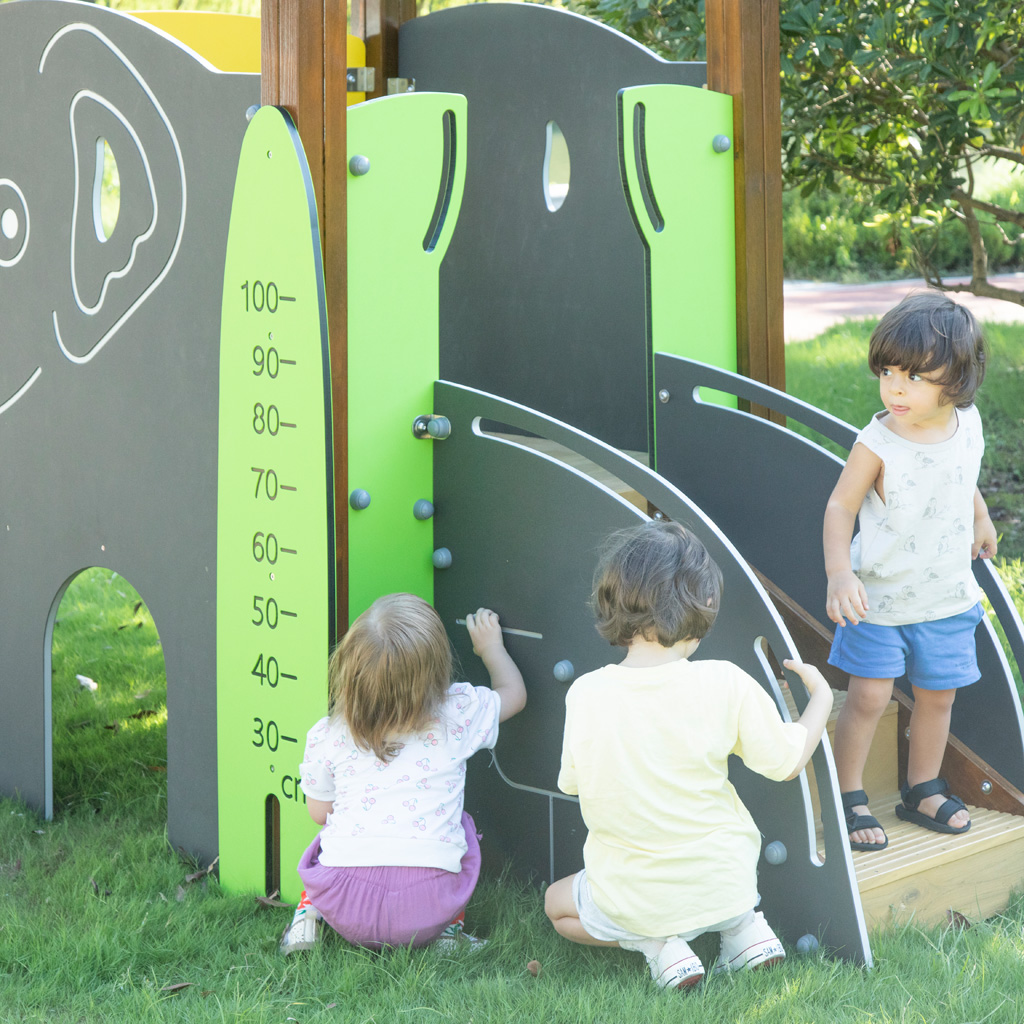 Spielanlage Elefant
