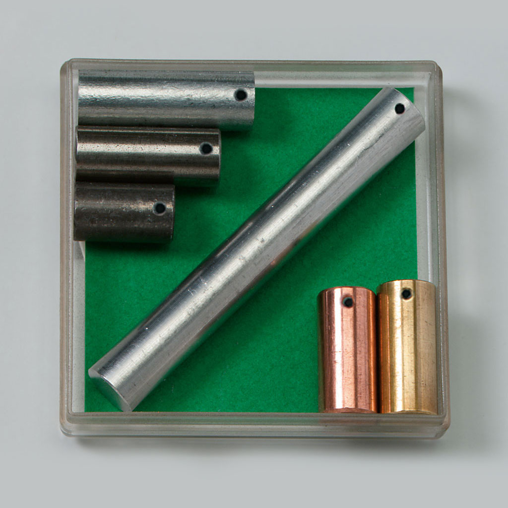 Metallzylinder mit gleicher Masse