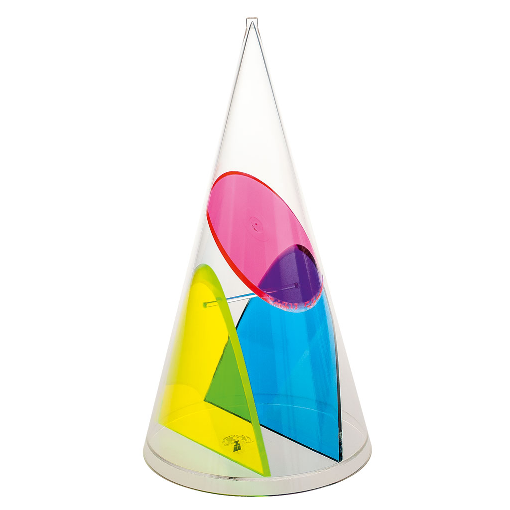 Kegel mit Ellipse, Hyperbel und Parabel