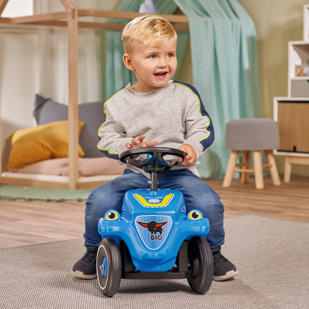 BIG® Bobby Car – Polizeiauto mit Sound BIG® Bobby Car – Polizeiauto mit Sound