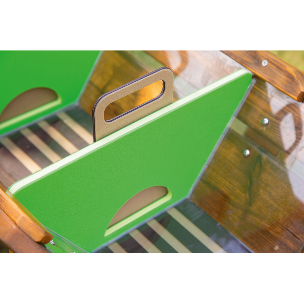 Wasser-Matschanlage "Staudamm" Wasser-Matschanlage "Staudamm"