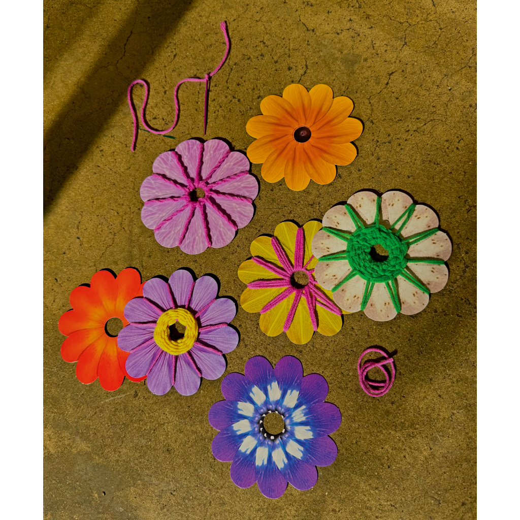 Blüten zum Weben, 16 Stück