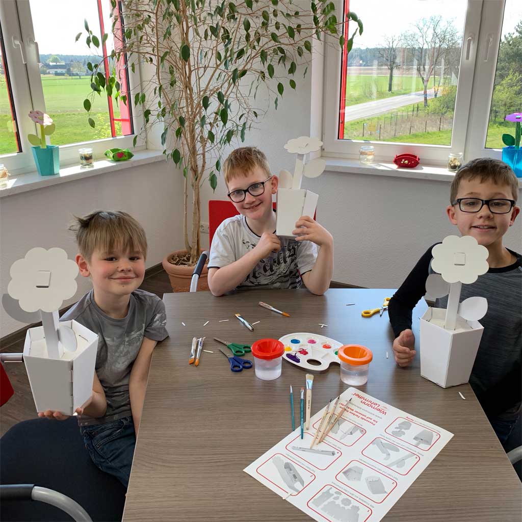 tempblume_aus_pappe_wiemann_lehrmittel_90939_aAFI0WJNgMwvJn Blume mit Topf zum Selbstgestalten, blanko