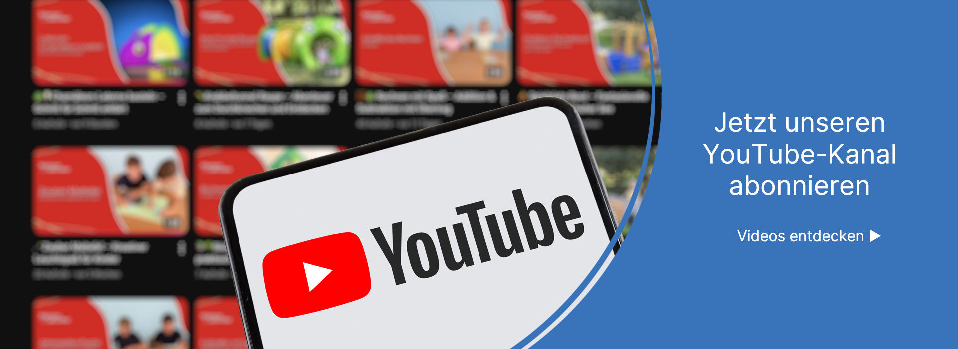 Im Hintergrund YouTube-Kanal, Vordergrund Handy mit YouTube-Logo