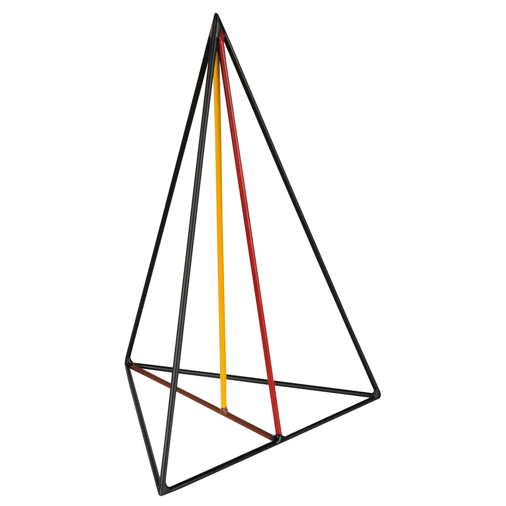 Dreieckspyramide Stahlmodell