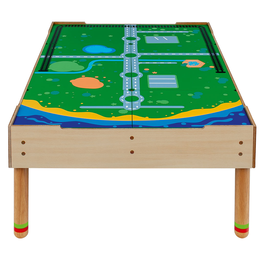 Großer Spieltisch