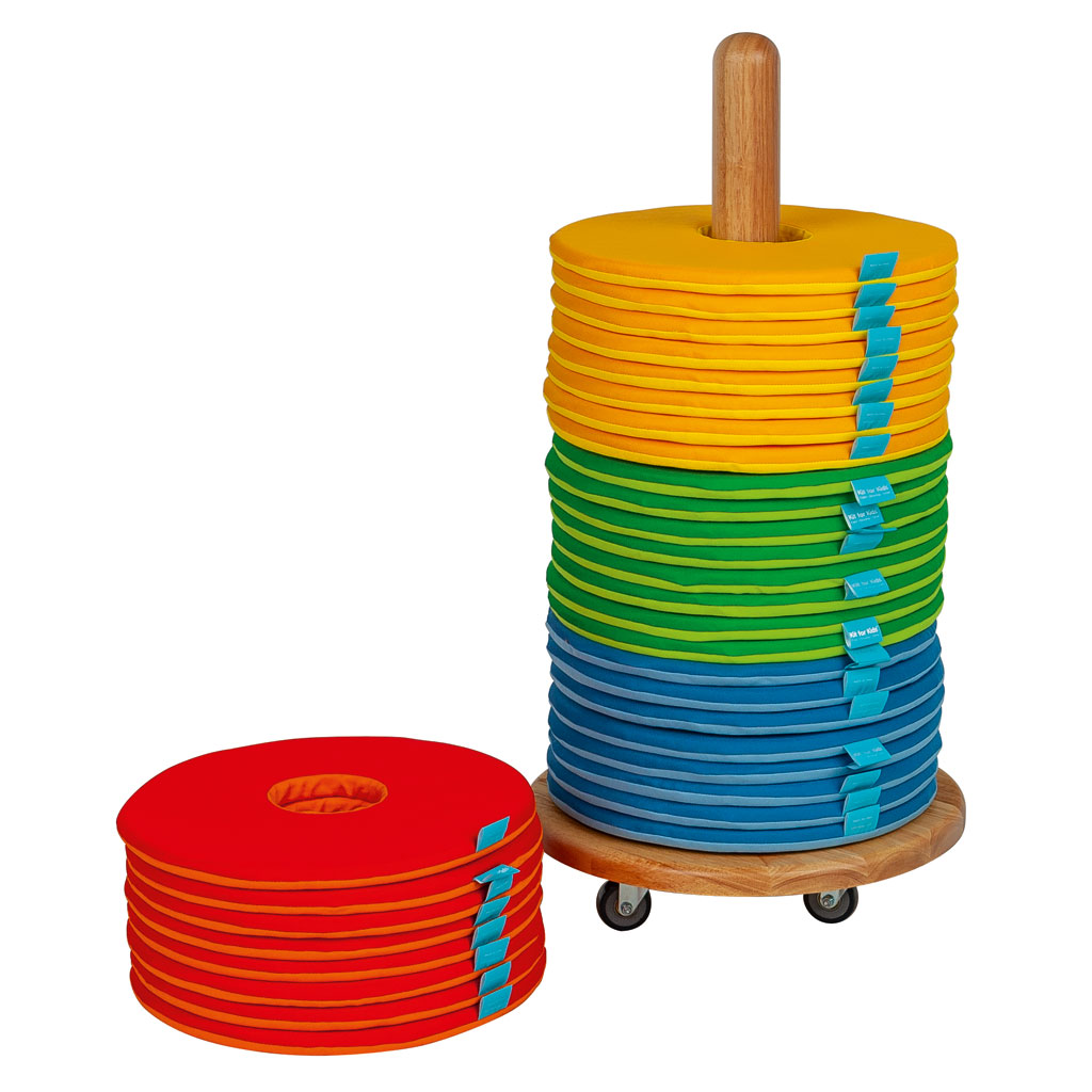 Kissenwagen mit bunten Sitzkissen, Rund