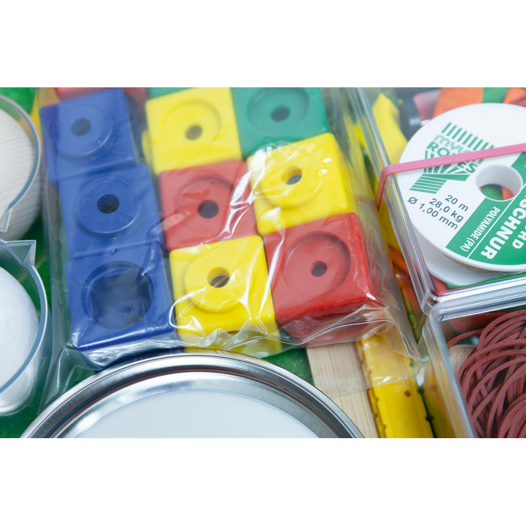 Anja und Leon experimentieren mit Hebel, Rolle und Magnet Anja und Leon experimentieren mit Hebel, Rolle und Magnet