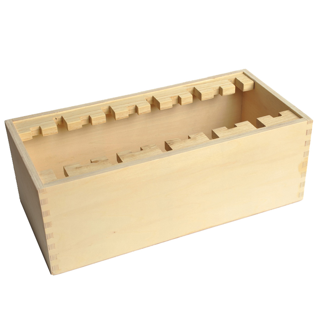 Laubsägekasten, leer
