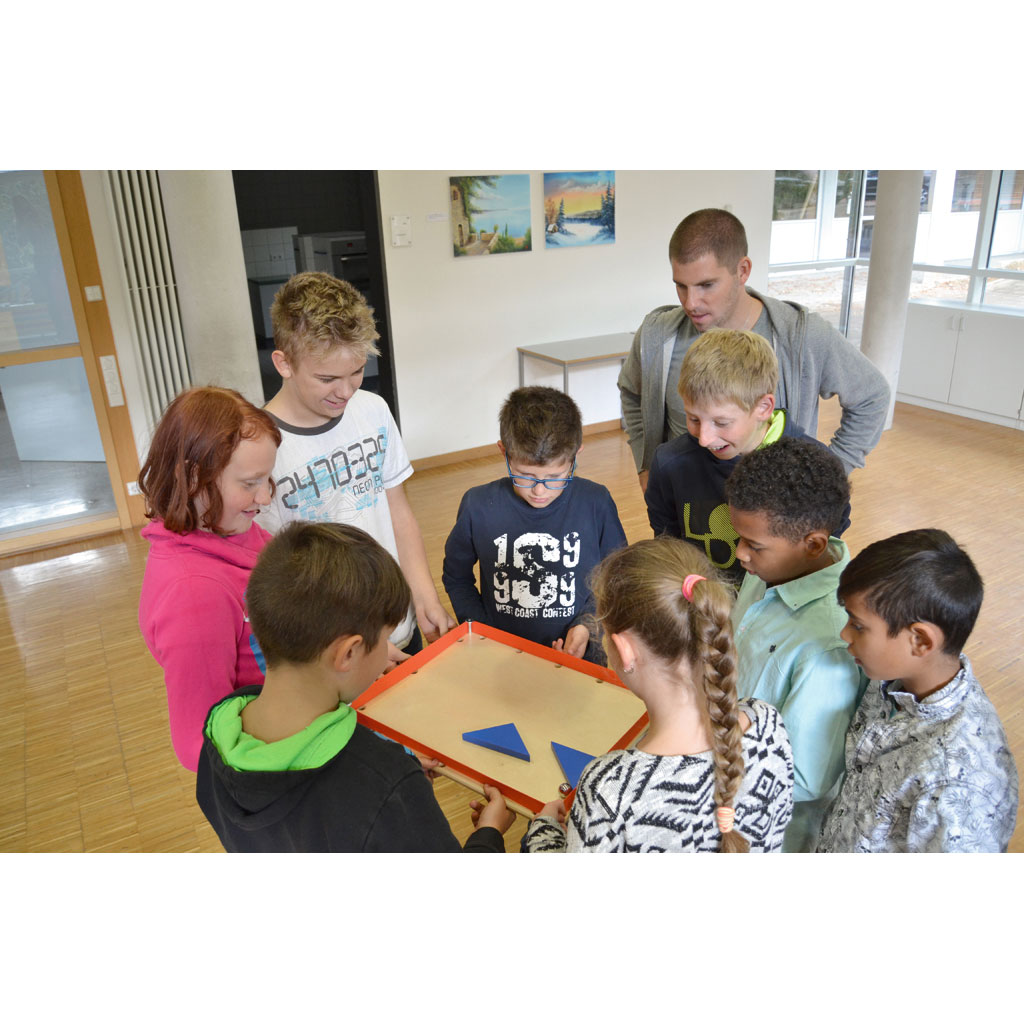 temp61489e-pedalo-teamspielbox-drei_person-5CtJlTSzwxhxE9 pedalo® Teamspiel-Box "Drei"