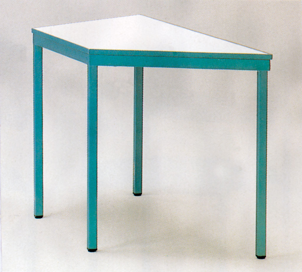 temp4457_58_59AFduHP9UXBeDr Trapeztisch