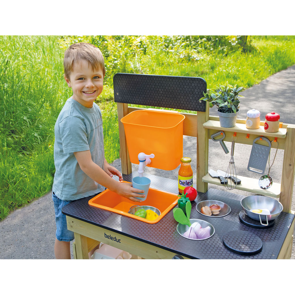 Outdoor-Spielküche