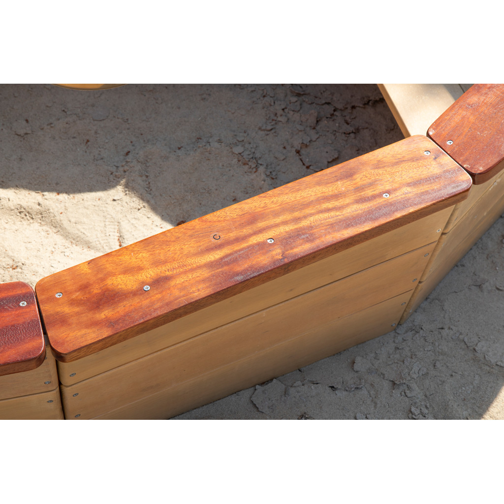 Sandspielanlage Boot