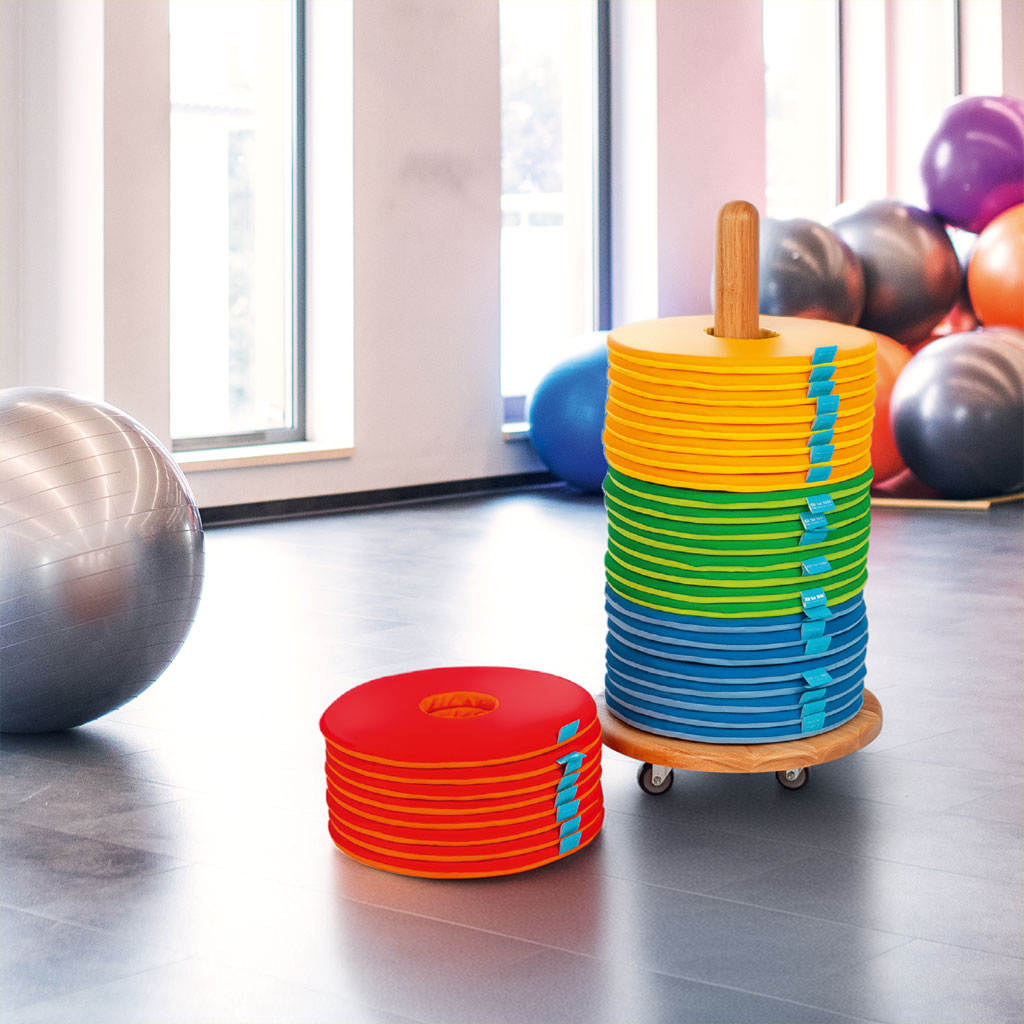 Kissenwagen mit bunten Sitzkissen, Rund