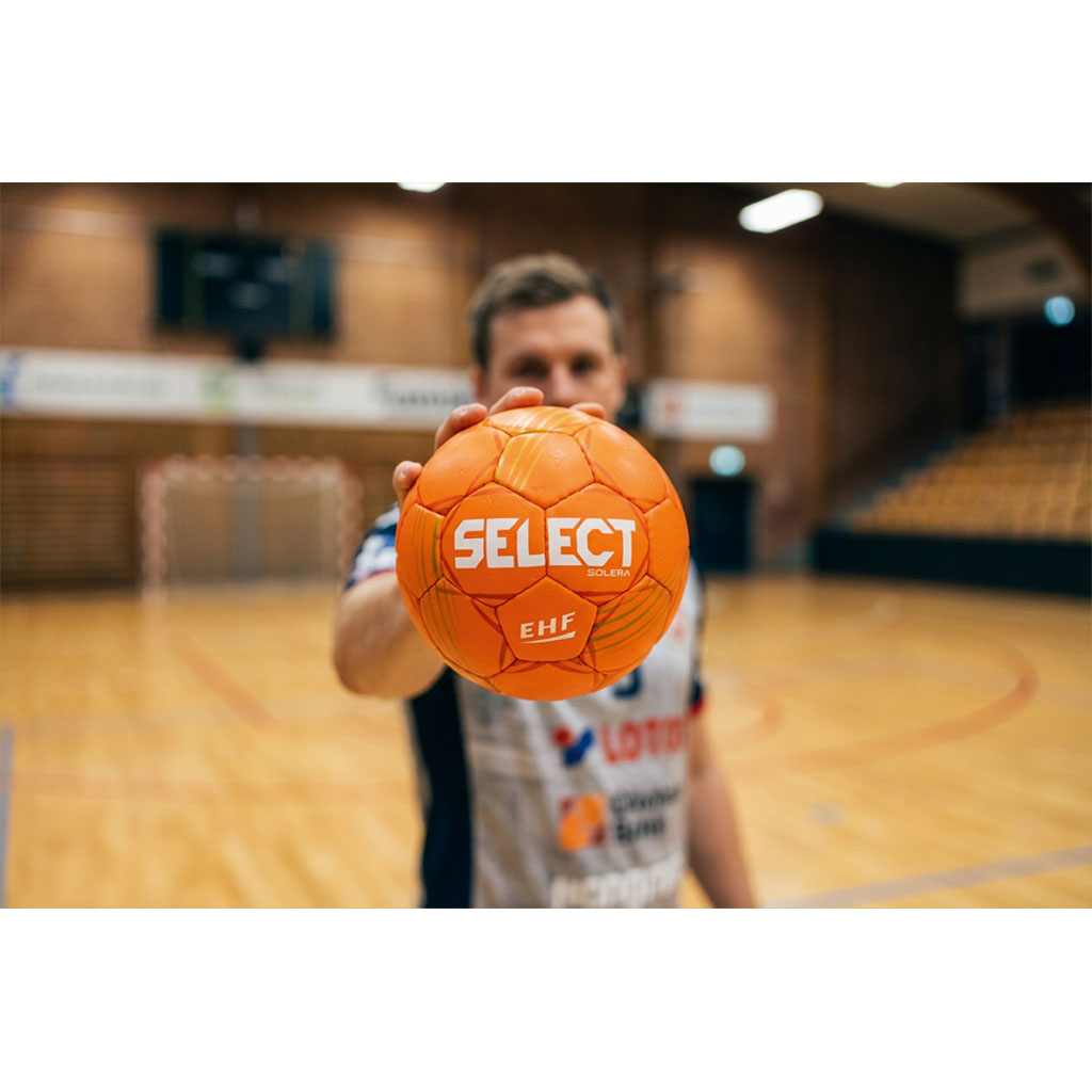Select® Solera Handball V24