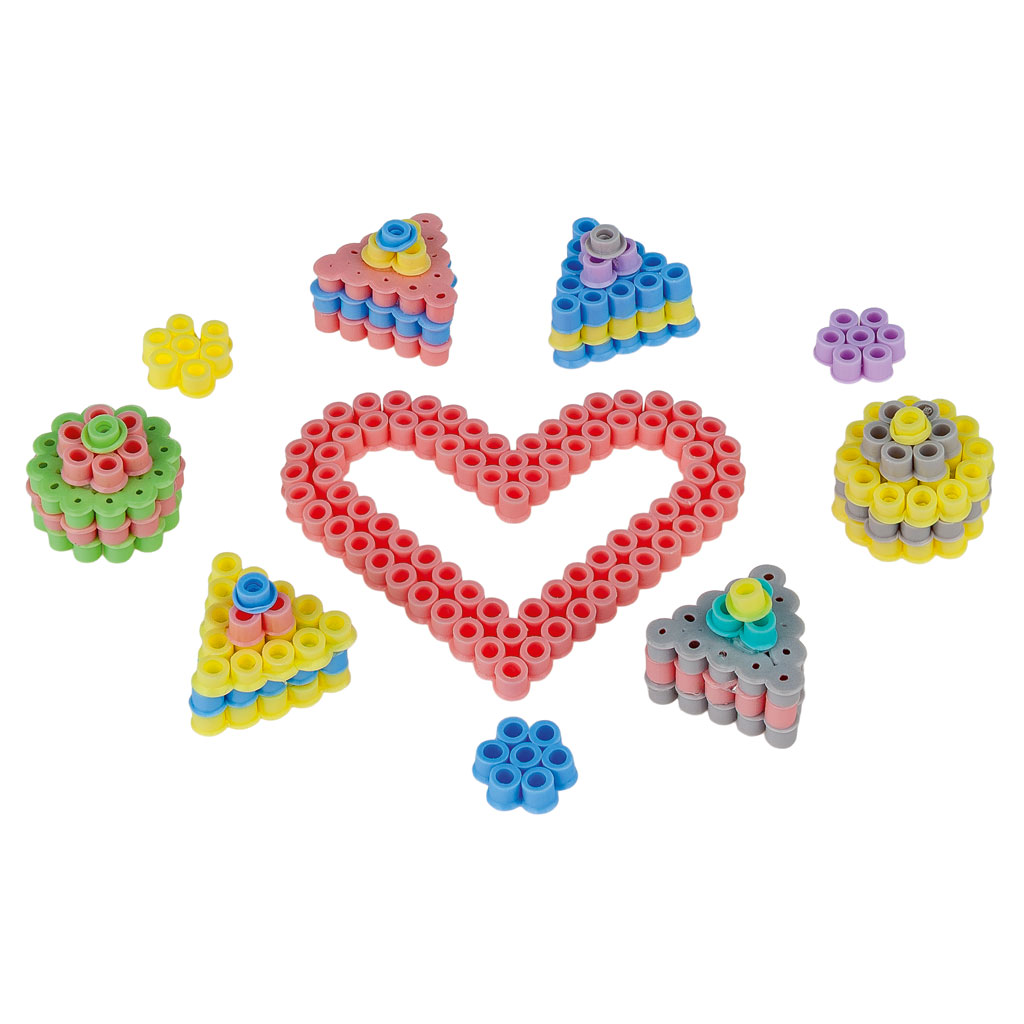 Bügelperlen im Eimer, Pastell